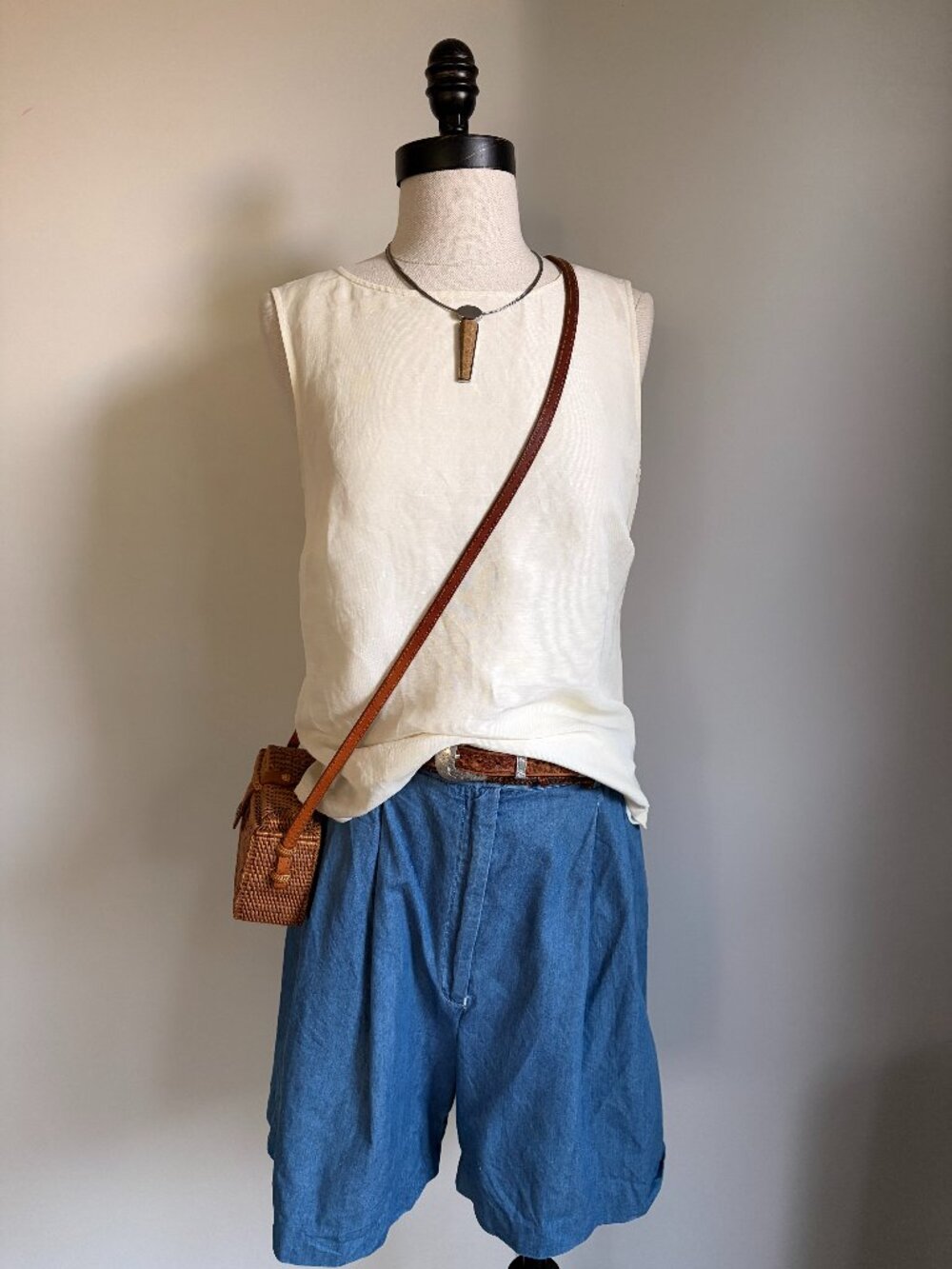 SOLD ON EBAY Vintage Talbots Silk Linen Blend Cream Top  Minimalist Sleeveless